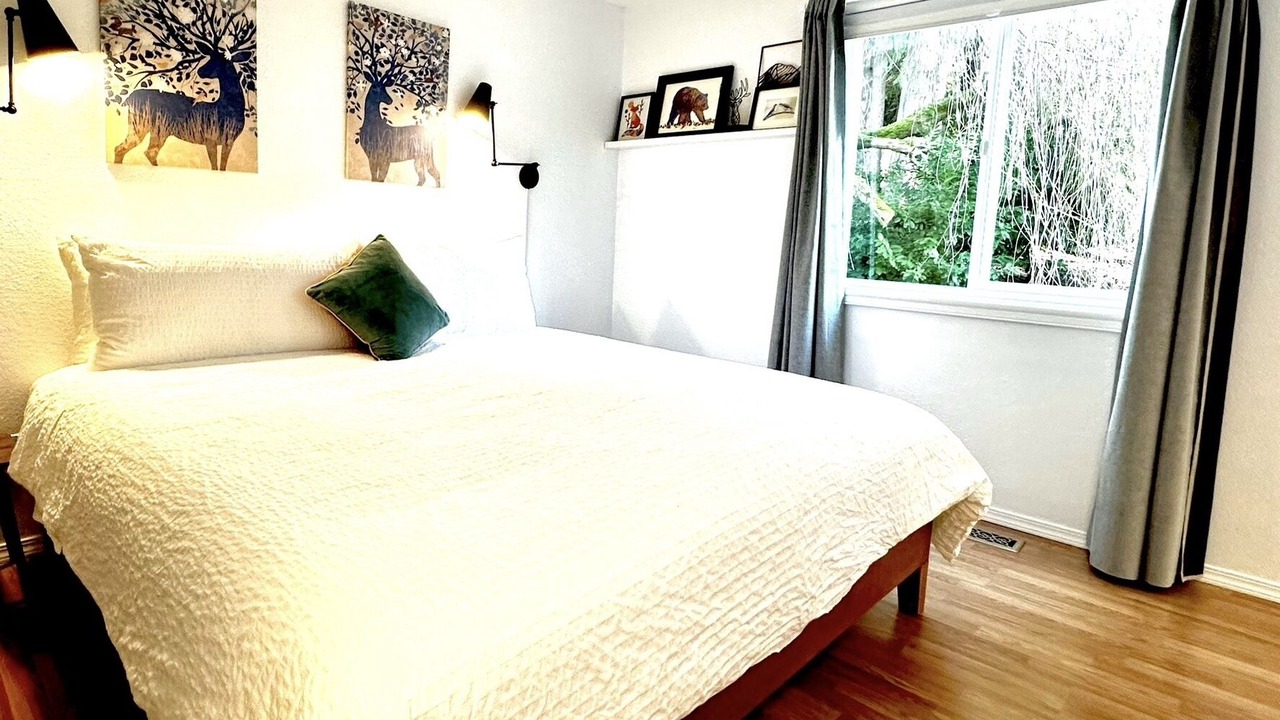 Photo of Bedroom in Mount Vernon