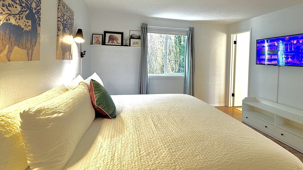 Photo of Bedroom in Mount Vernon