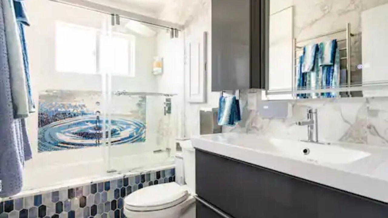 Photo of Bathroom in Oceanside