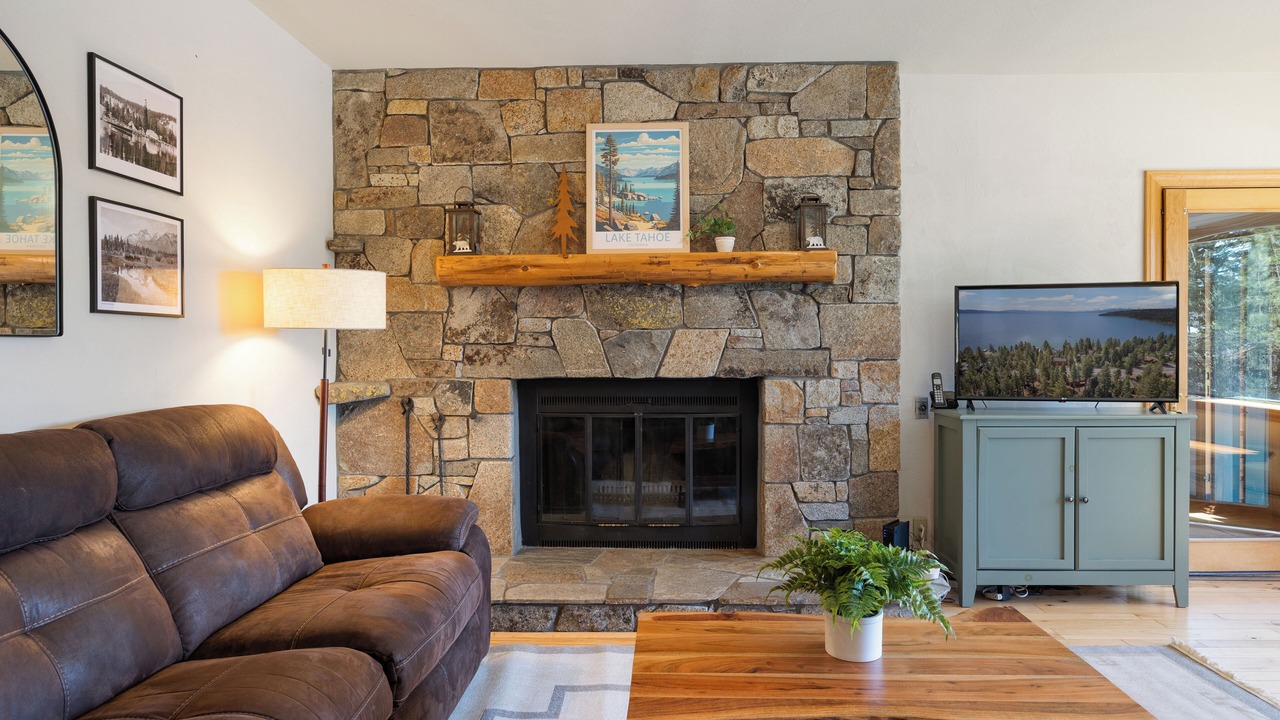 Photo of Livingroom in Carnelian Bay