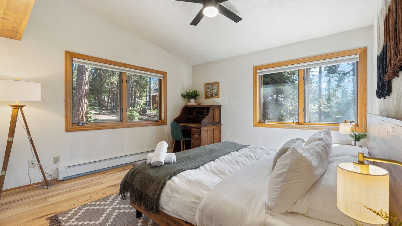 Photo of Bedroom in Carnelian Bay