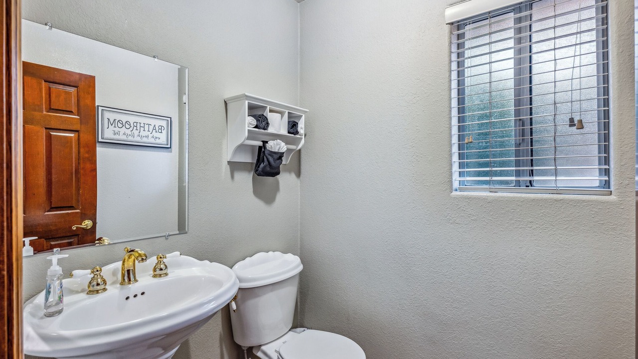 Photo of Bathroom in Holiday Shores