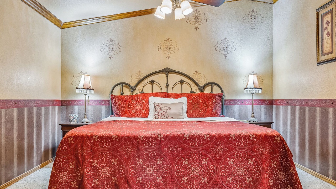 Photo of Bedroom in Holiday Shores