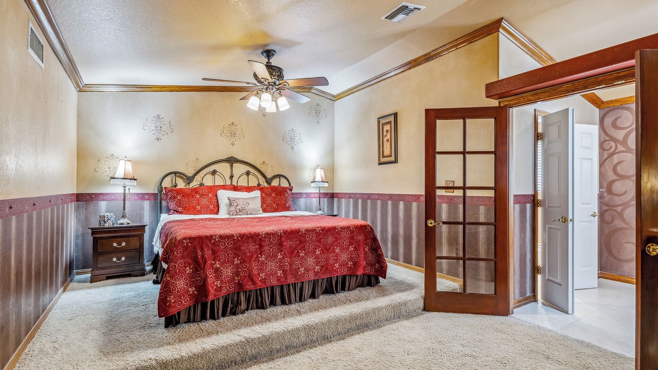 Photo of Bedroom in Holiday Shores