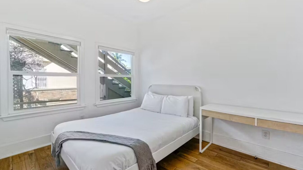 Photo of Bedroom in Alamitos Beach