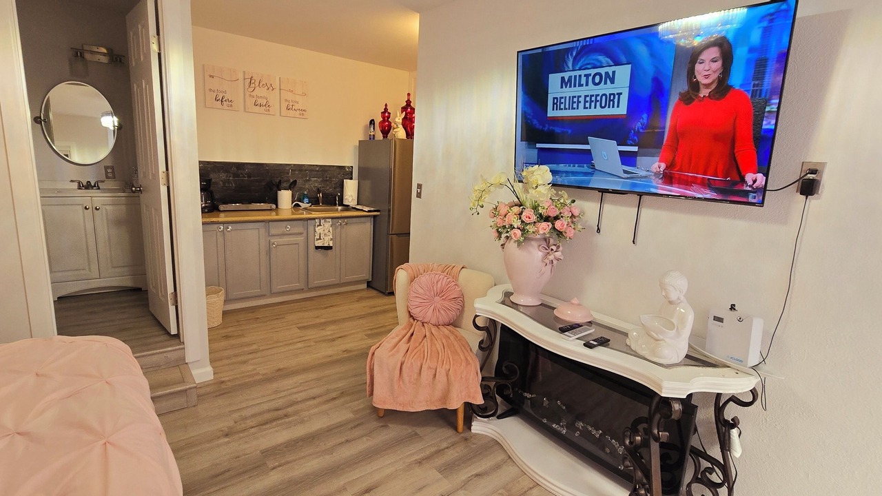 Photo of Bedroom in Enterprise