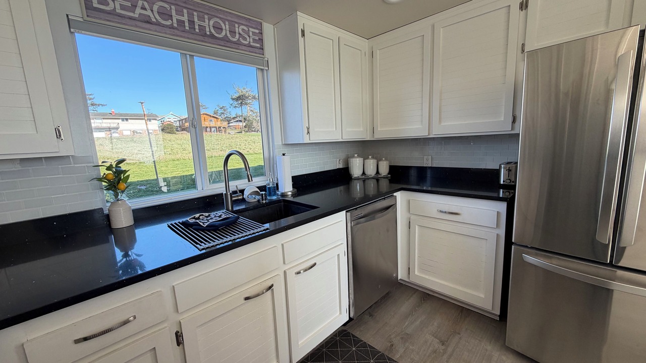 Photo of Kitchen in Oak Harbor