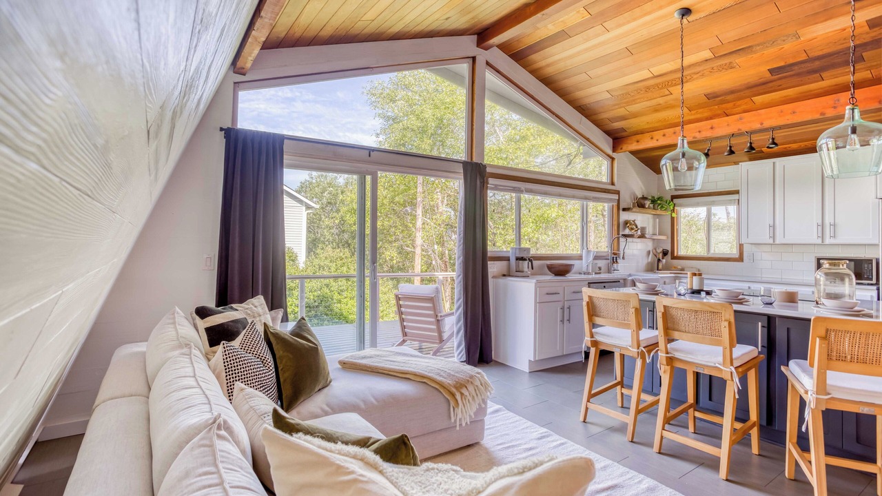 Photo of Livingroom in Arch Cape