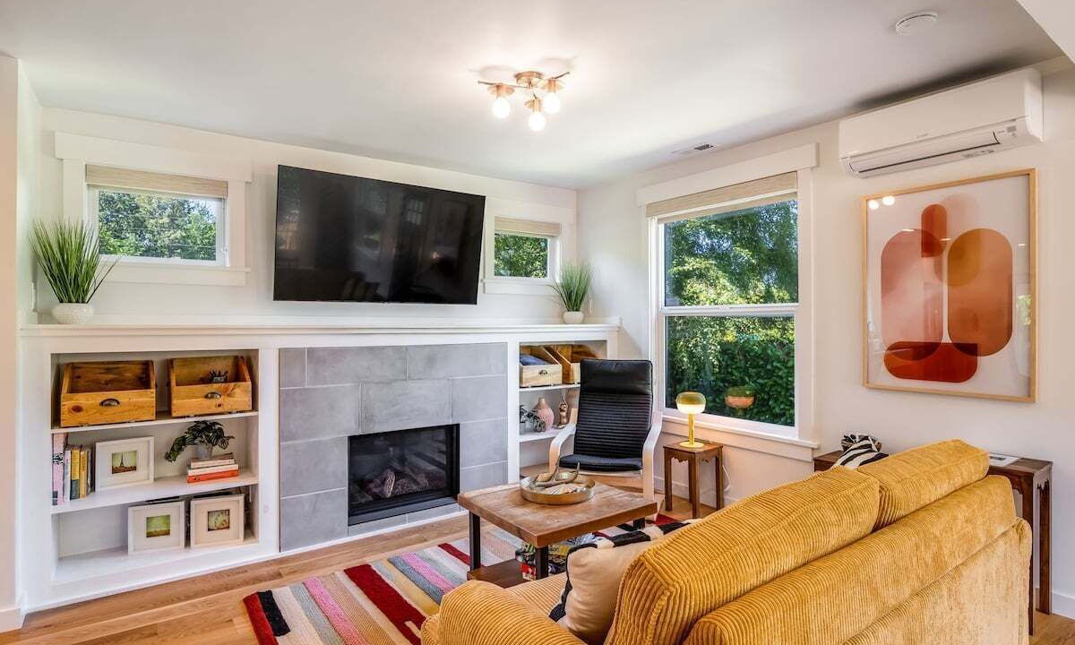 Photo of Livingroom in North Beach/Blue Ridge