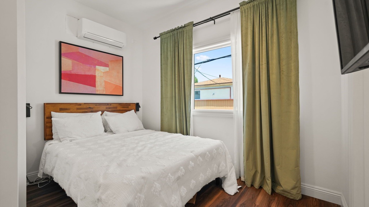 Photo of Bedroom in Hermosa Beach
