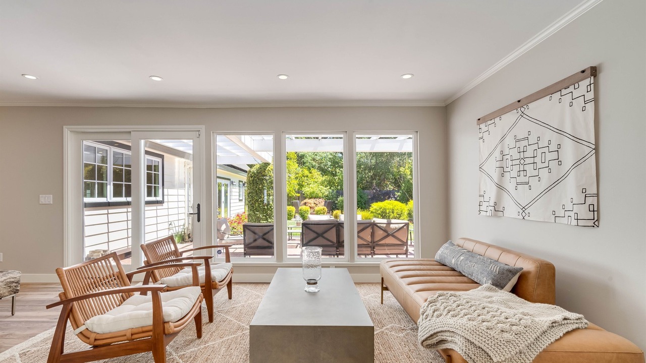 Photo of Livingroom in Eldridge