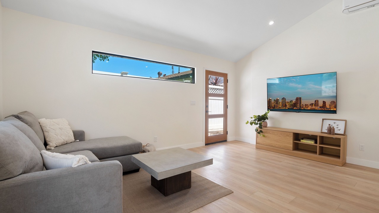 Photo of Livingroom in Lake Murray