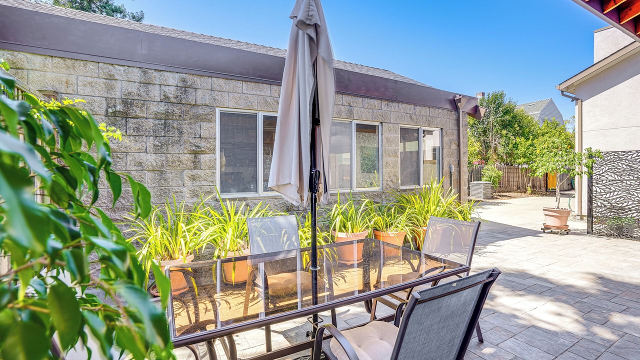 Photo of Outdoor in East End