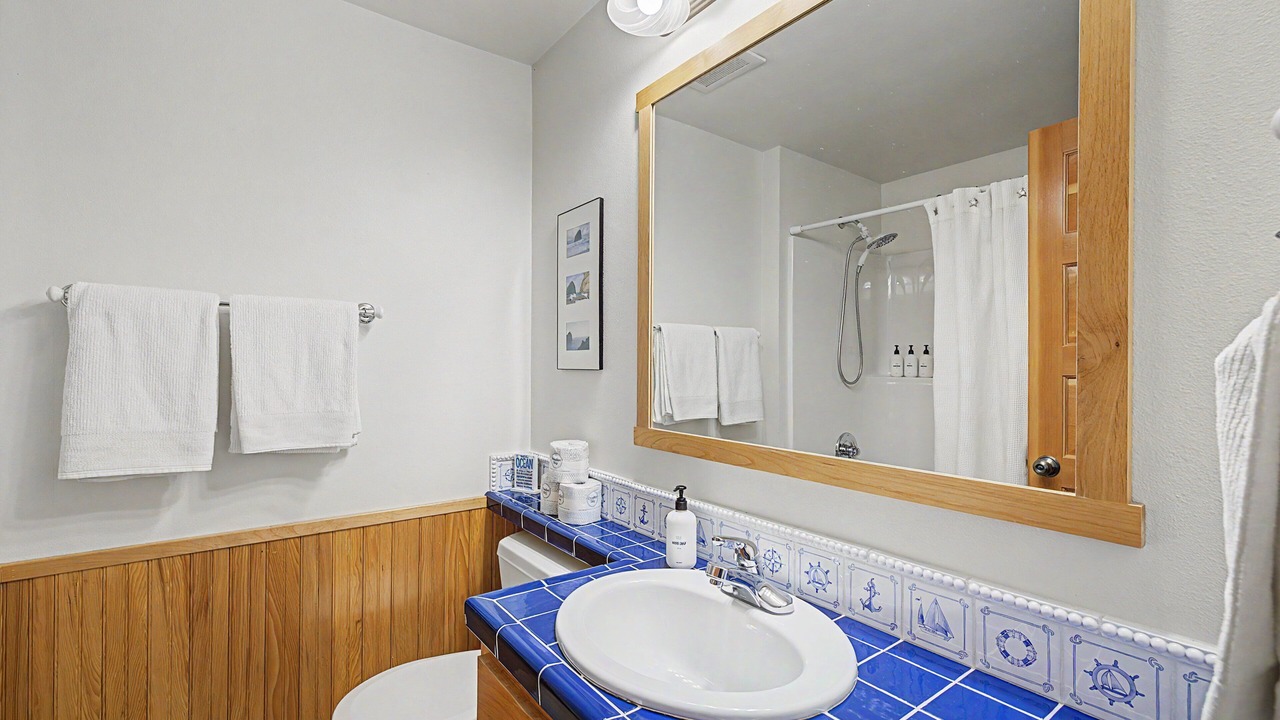 Photo of Bathroom in Shorepine Village