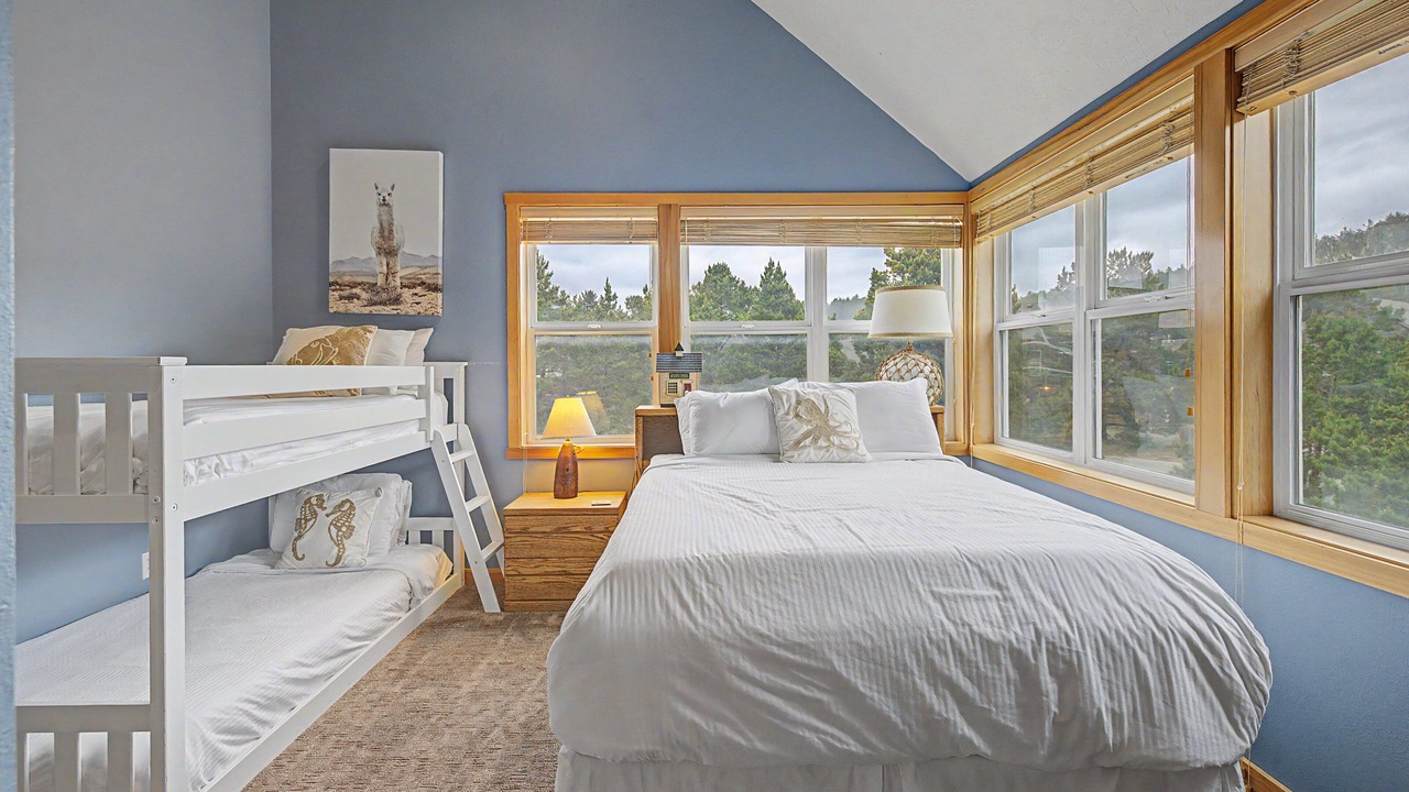 Photo of Bedroom in Shorepine Village