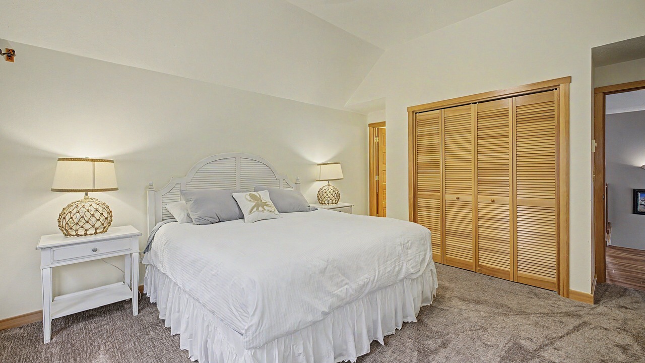 Photo of Bedroom in Shorepine Village