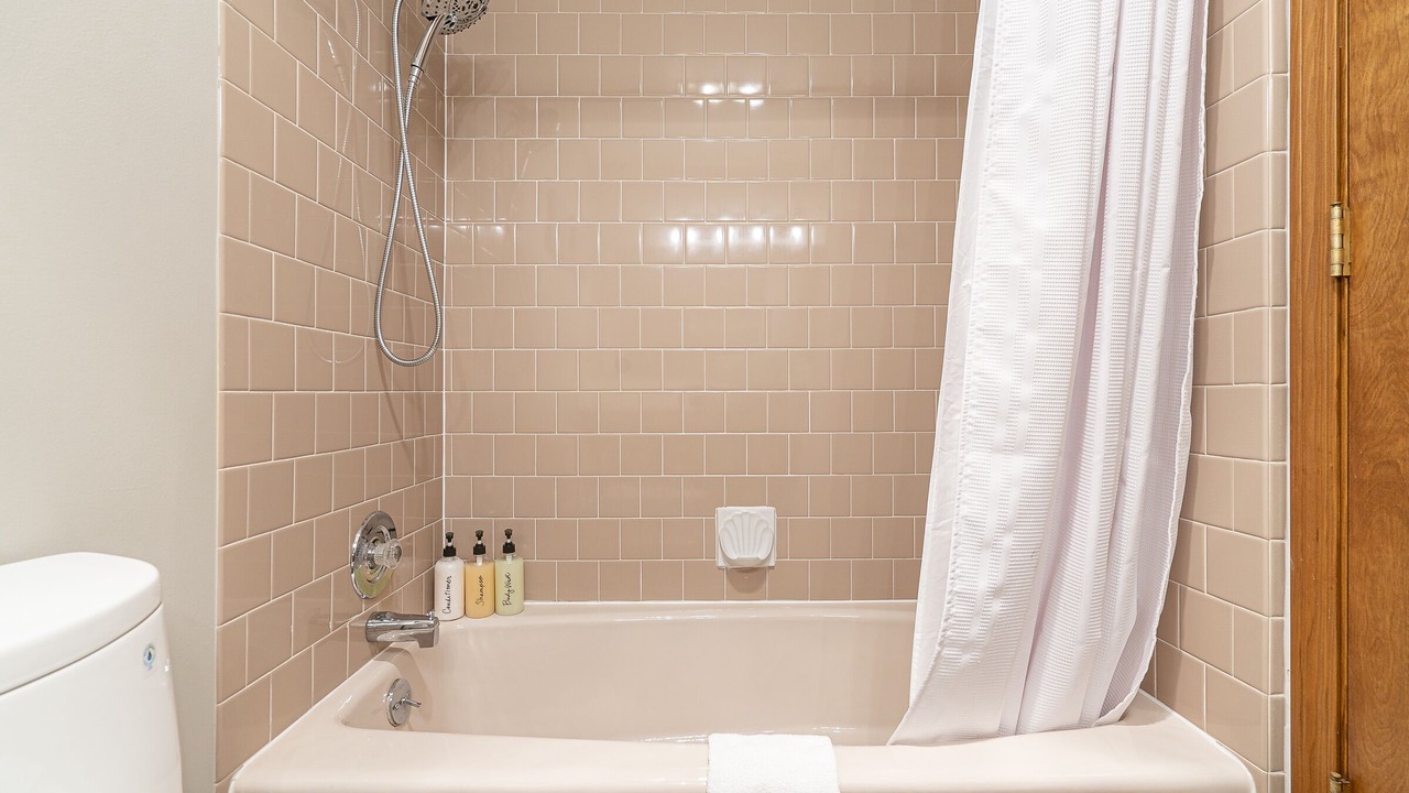 Photo of Bathroom in Rockaway Beach