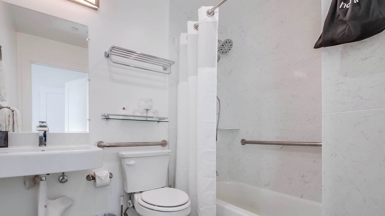 Photo of Bathroom in University Heights