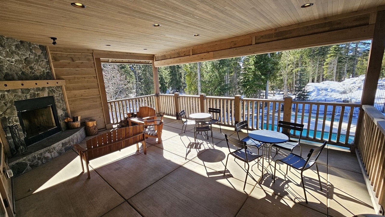 Photo of Livingroom in Government Camp