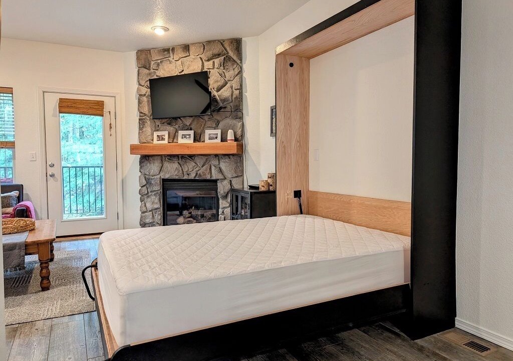 Photo of Bedroom in Government Camp