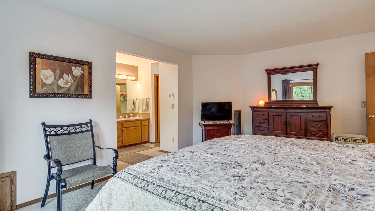 Photo of Bedroom in Wilkes East