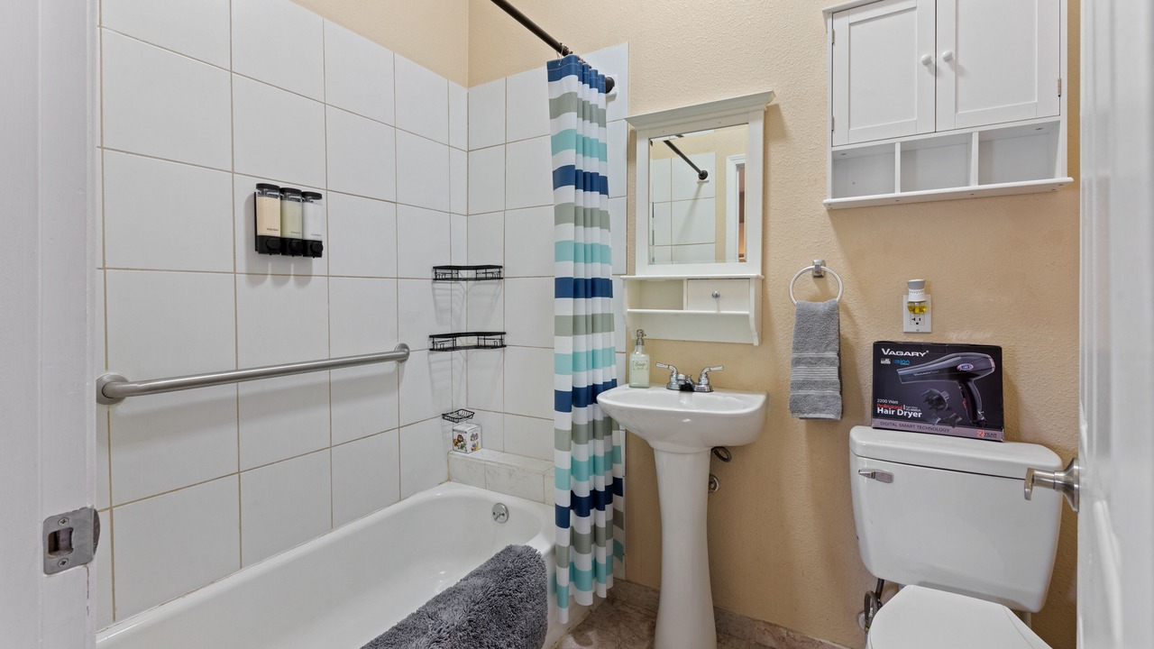 Photo of Bathroom in Centennial Hills