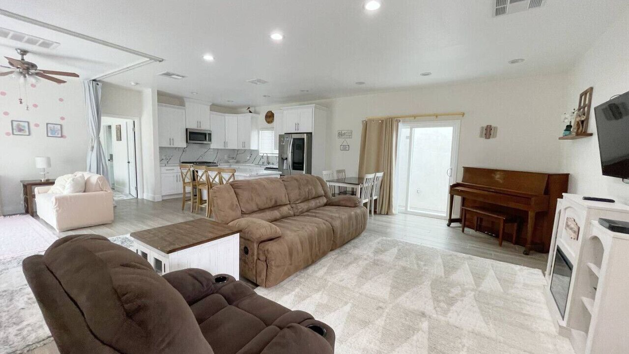 Photo of Bedroom in Anaheim Resort