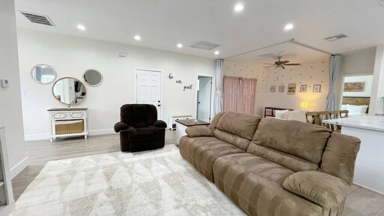 Photo of Bedroom in Anaheim Resort