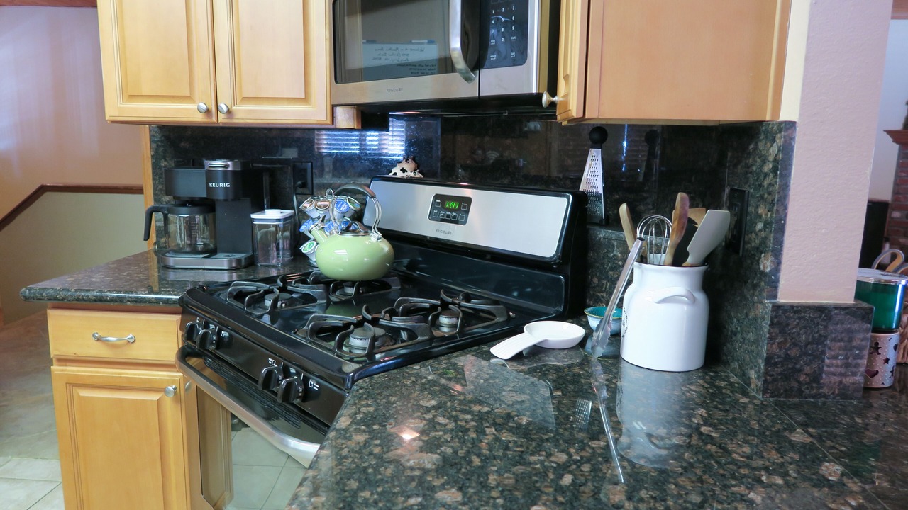 Photo of Kitchen in Running Springs
