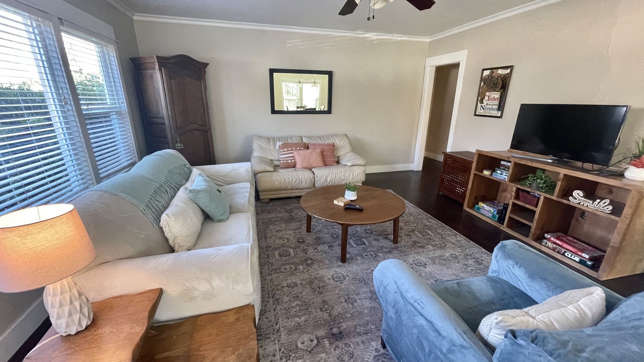 Photo of Livingroom in Chico