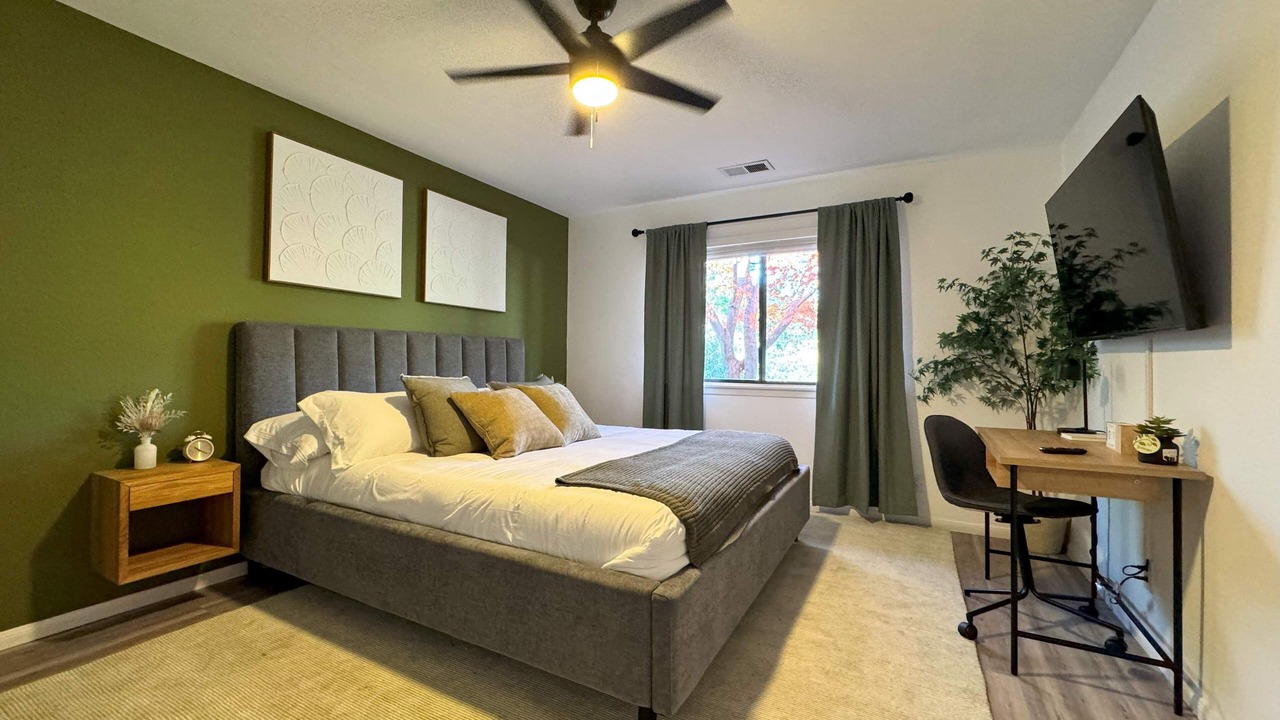 Photo of Bedroom in Valley Center