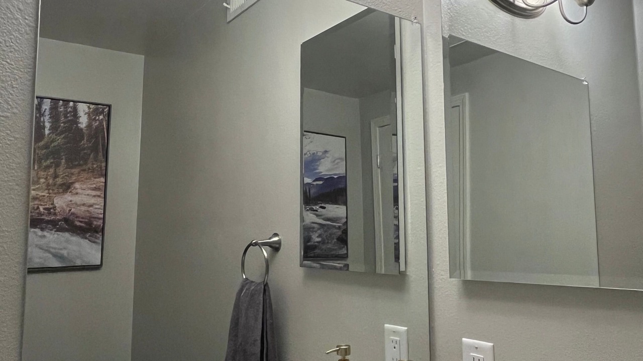 Photo of Bathroom in North Valley