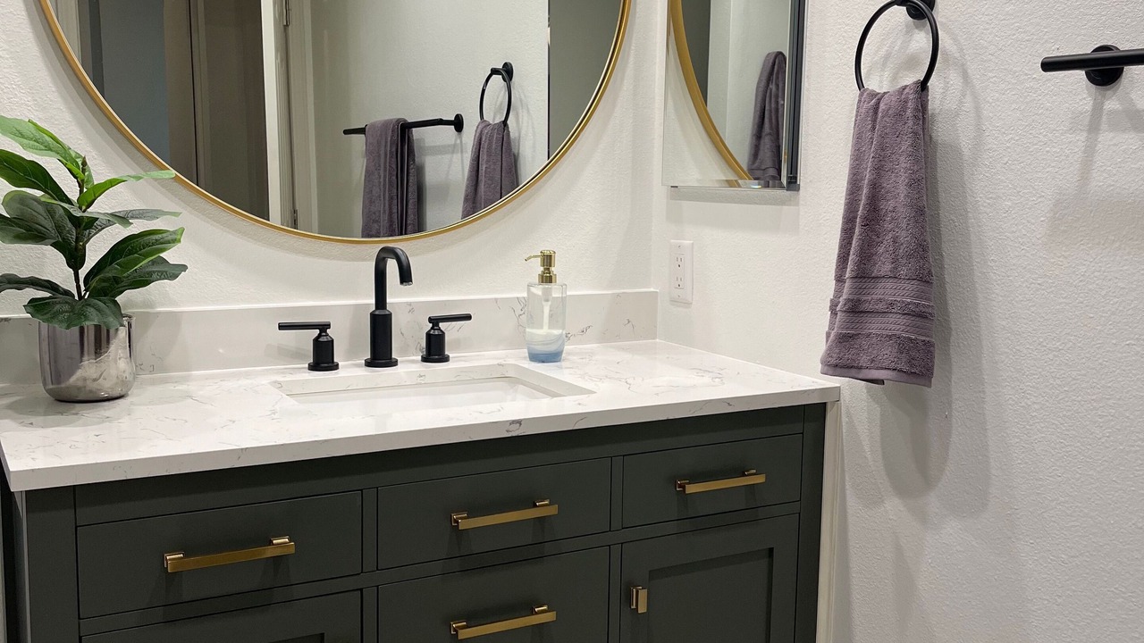 Photo of Bathroom in North Valley
