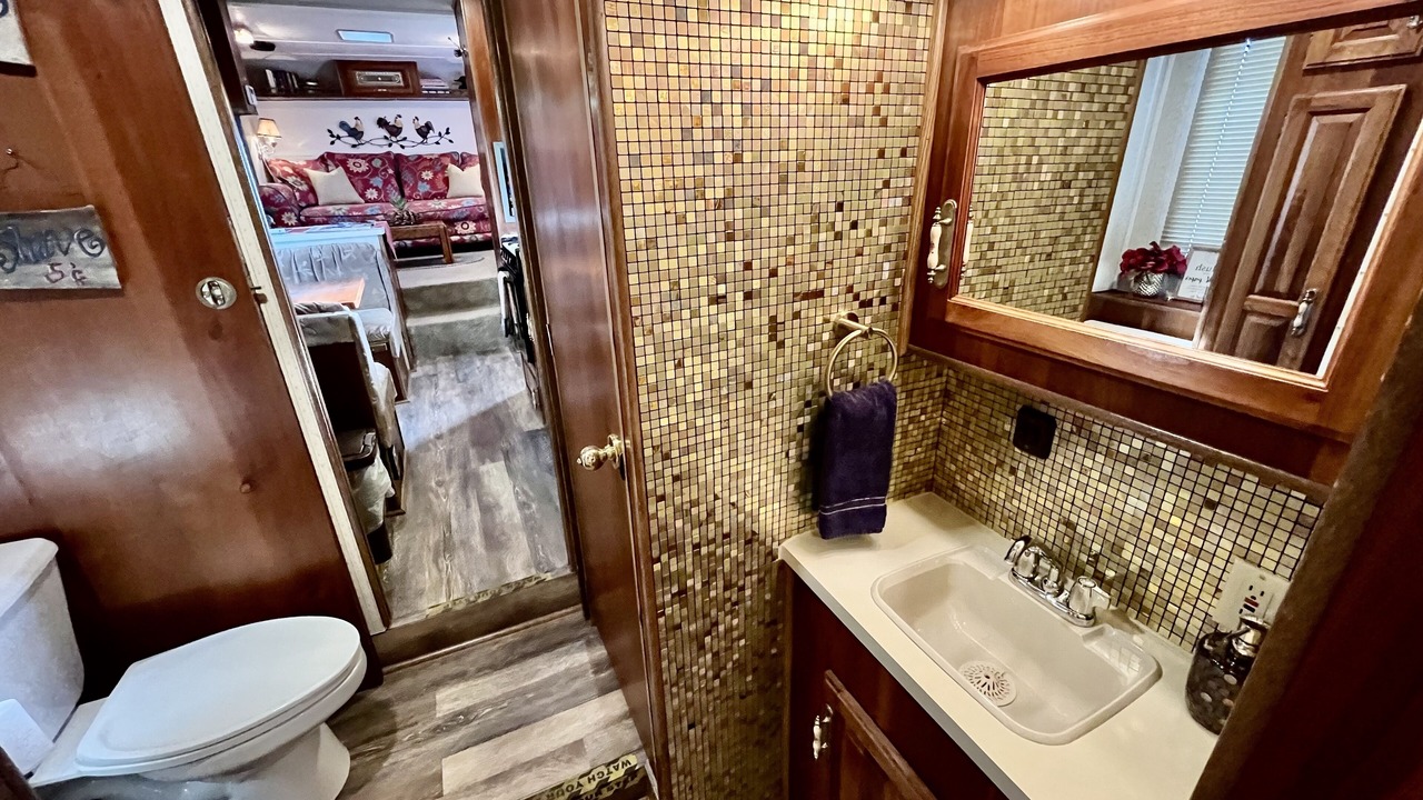 Photo of Bathroom in Rimrock