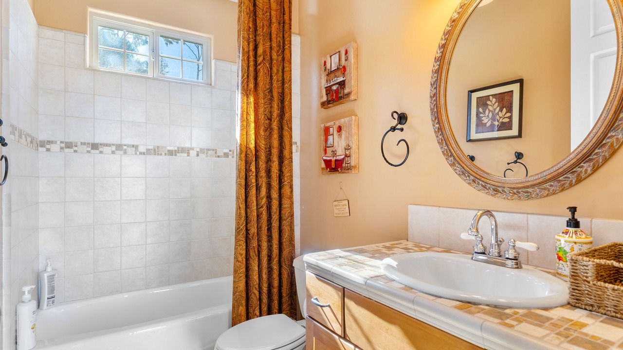 Photo of Bathroom in Mesa Rock