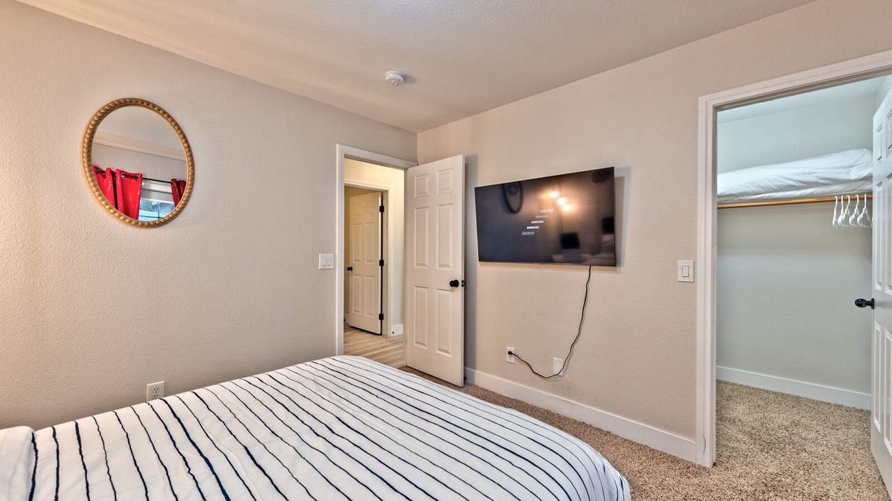 Photo of Bedroom in Spring Valley