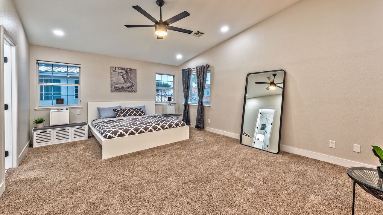 Photo of Bedroom in Spring Valley