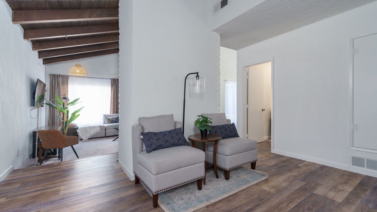 Photo of Livingroom in Calabasas