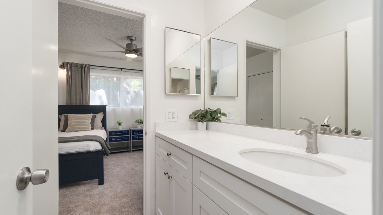 Photo of Bathroom in Calabasas