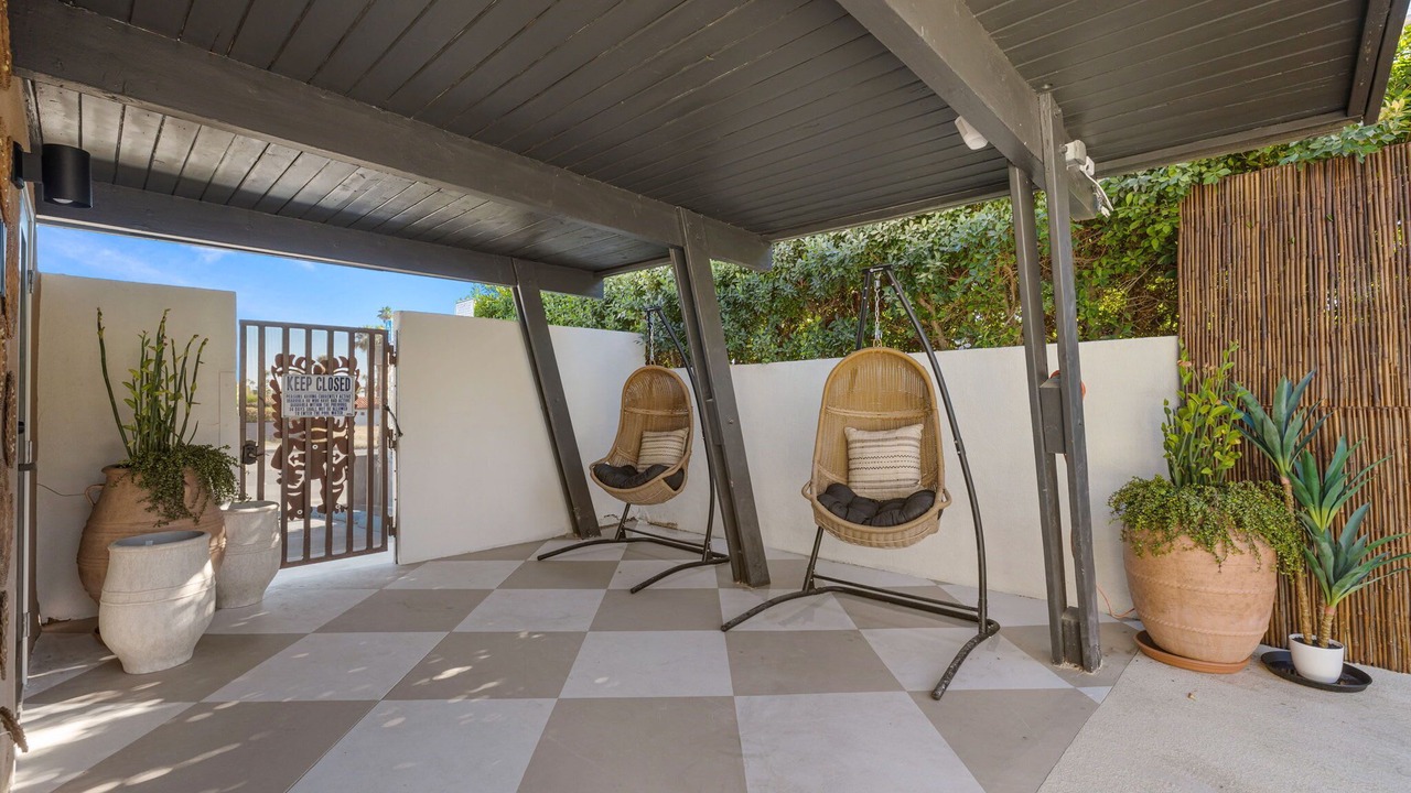 Photo of Patio Balcony in Uptown Design District