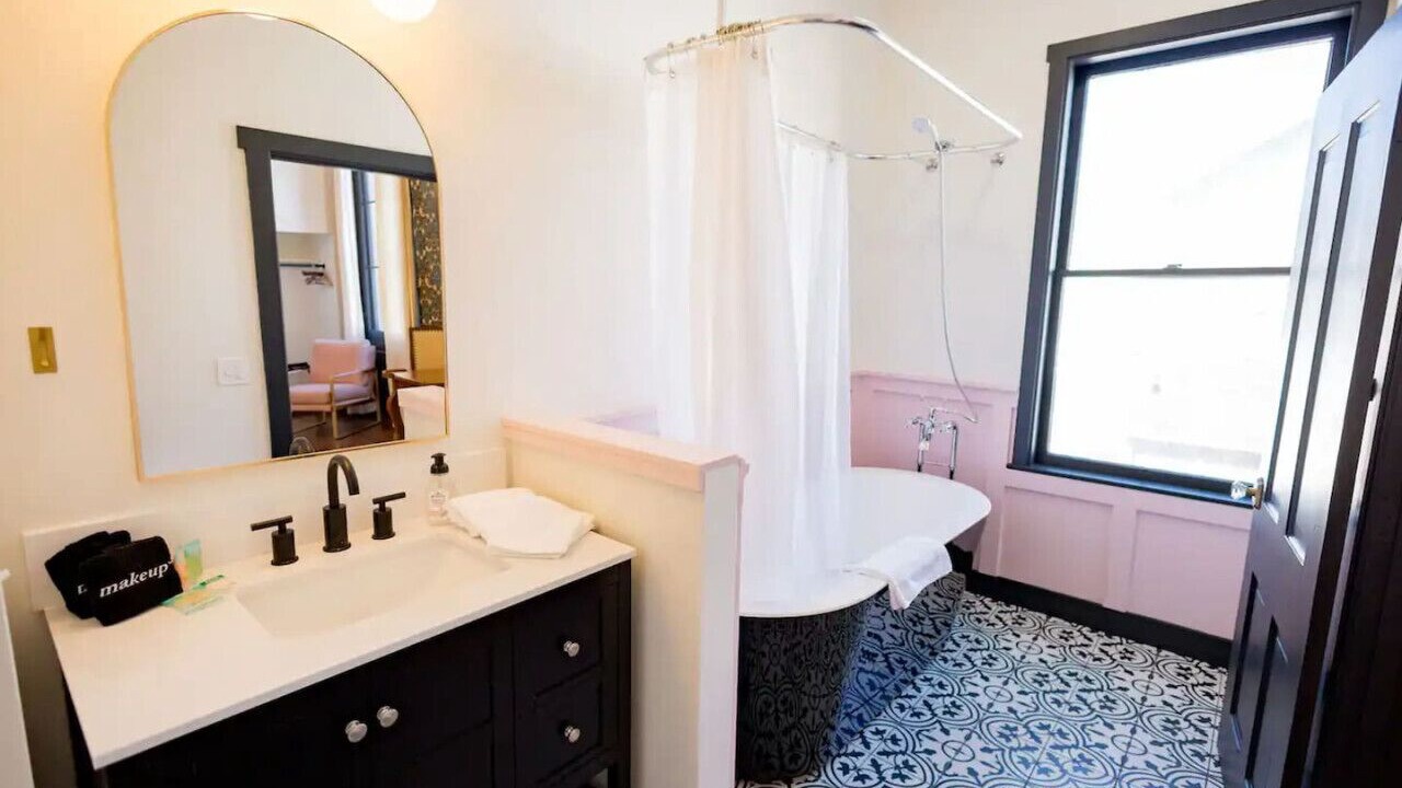 Photo of Bathroom in Nevada City
