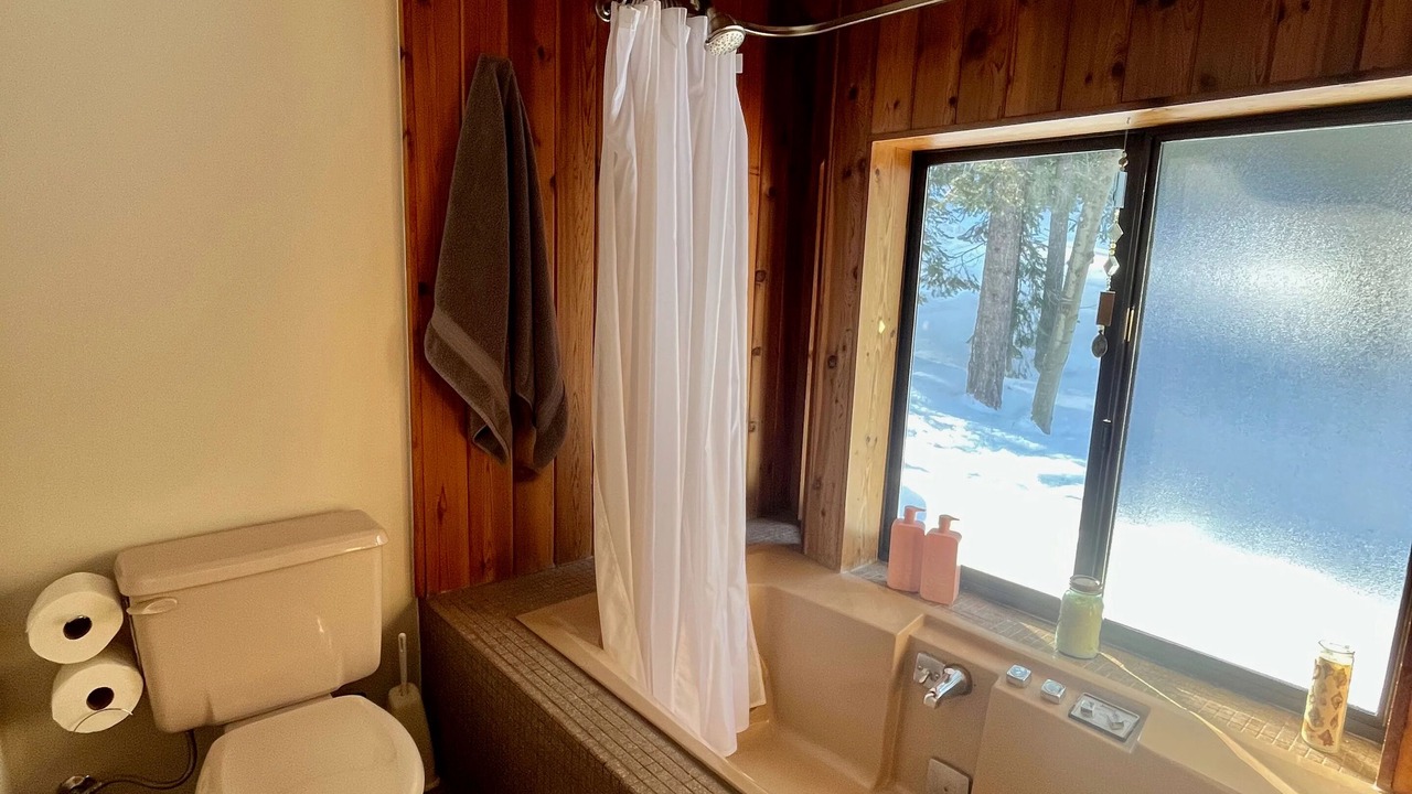 Photo of Bathroom in Alpine Meadows