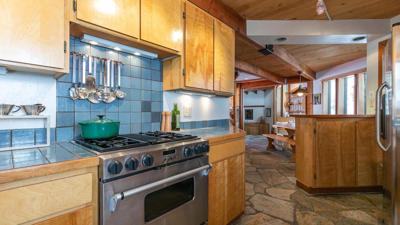 Photo of Kitchen in Alpine Meadows