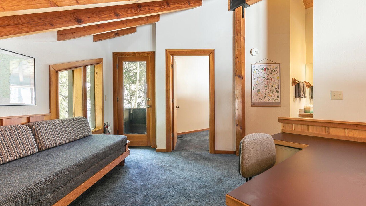 Photo of Livingroom in Alpine Meadows