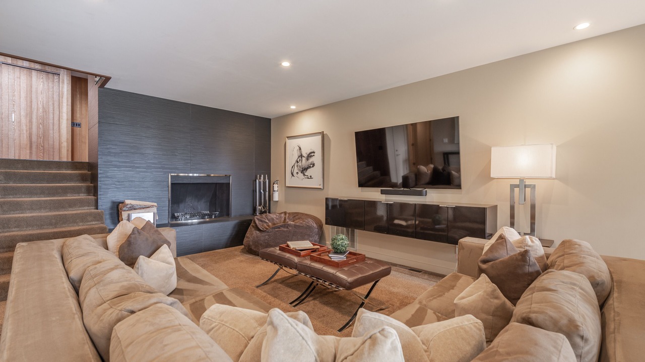 Photo of Livingroom in Lake Forest