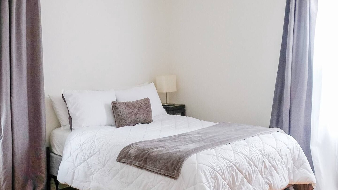 Photo of Bedroom in Vallejo