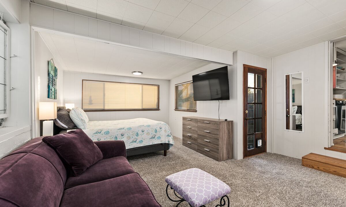 Photo of Bedroom in Carlsbad Village