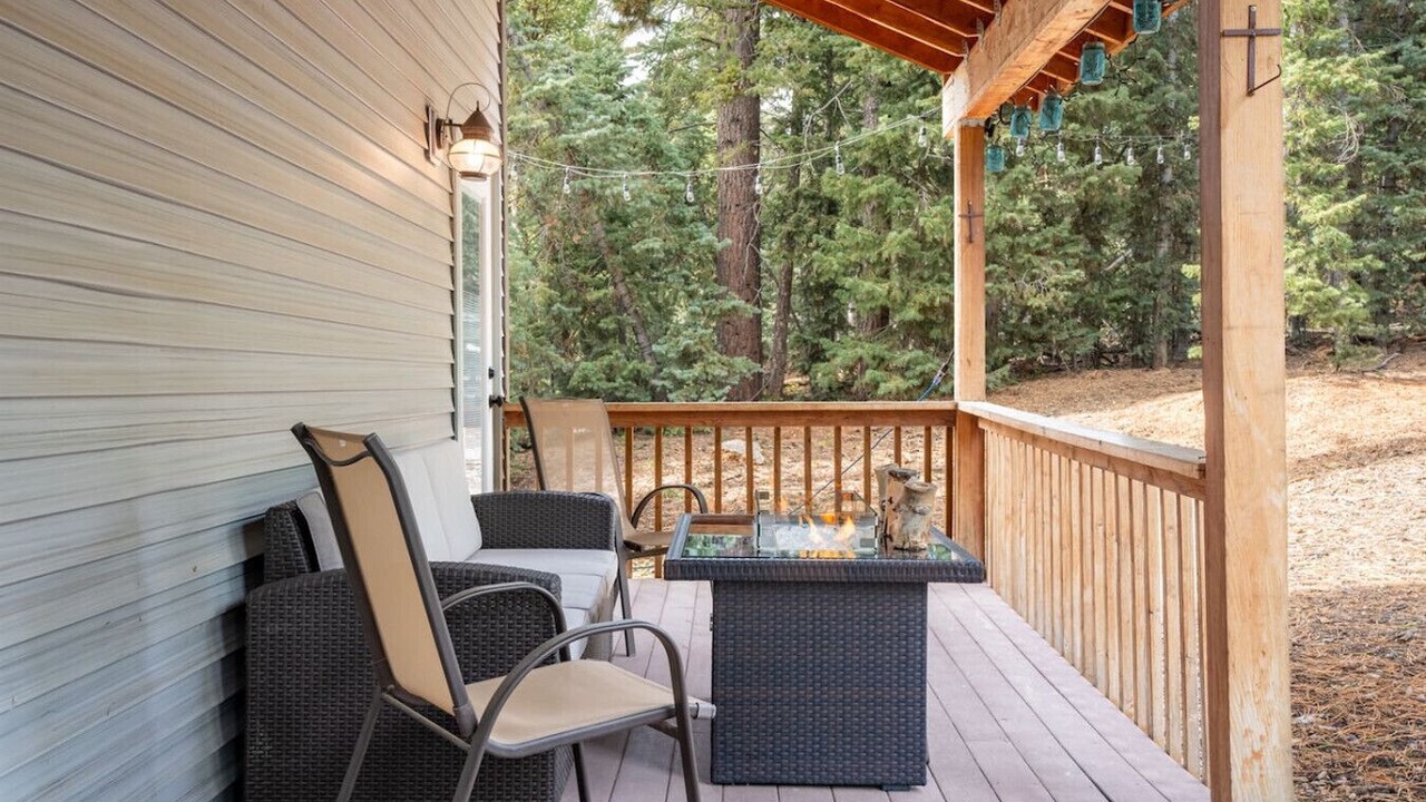 Photo of Outdoor in Meadow View Heights