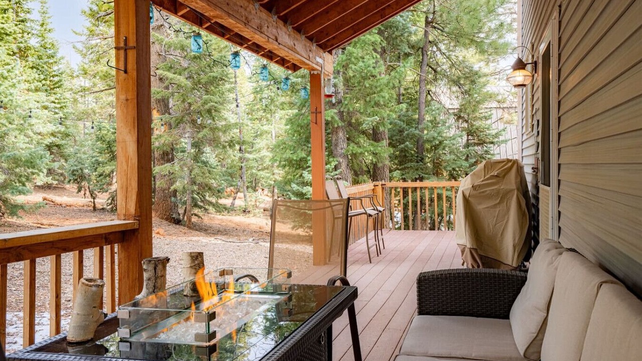Photo of Patio Balcony in Meadow View Heights