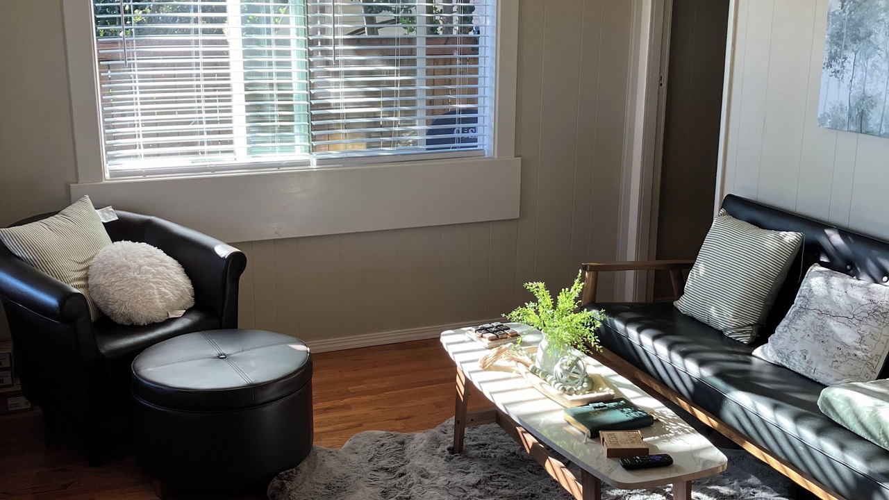 Photo of Livingroom in Oregon City